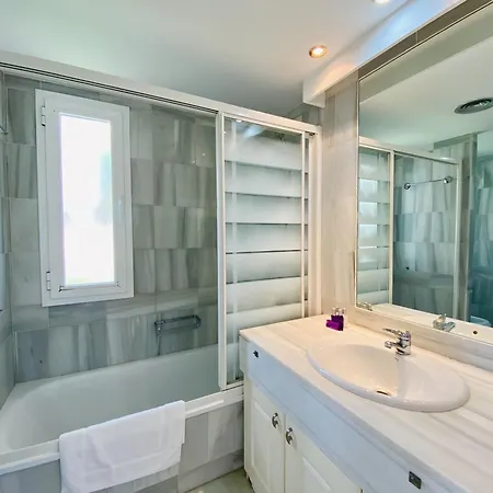 Lejlighed Serinamar- Naranjos De Marbella